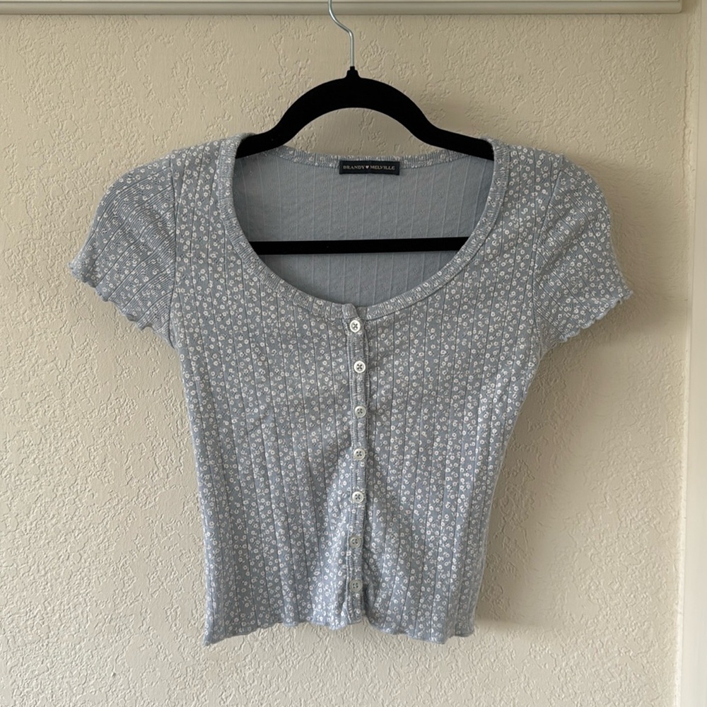 Brandy Melville Blue Floral Short Sleeve Button Down Top (One Size)